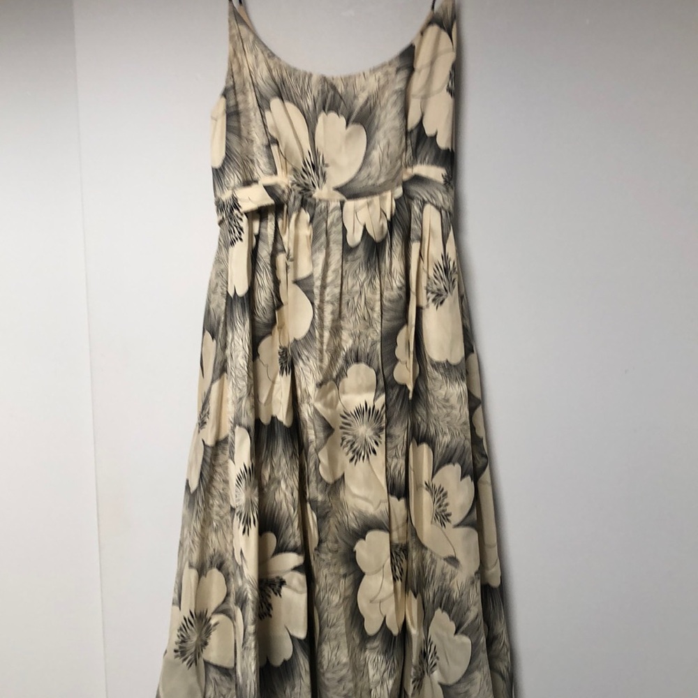 100%silk dress size 6. FROCK by Tracy Reese. Fully lined,knee length. Excellent